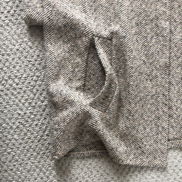 Open sweater/ cape / coat - Picture 4 of 5